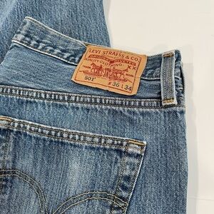 Levi's Men's 501 Straight Jeans - Light Blue with Tan Patch